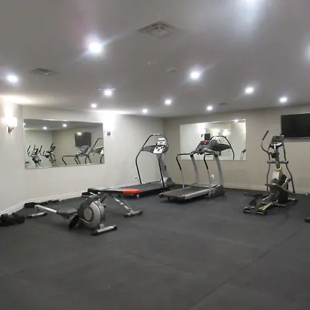Best Western Plus Montreal East 